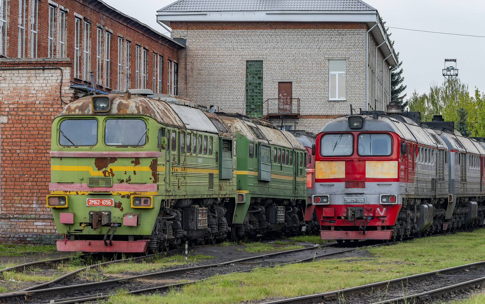 2М62-1056; 2М62У-0120