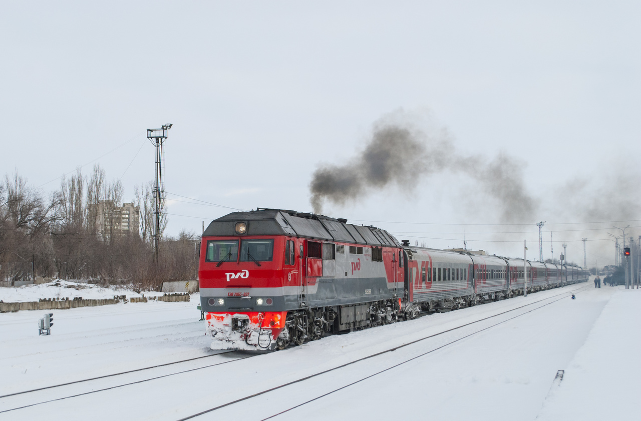 ТЭП70БС-037