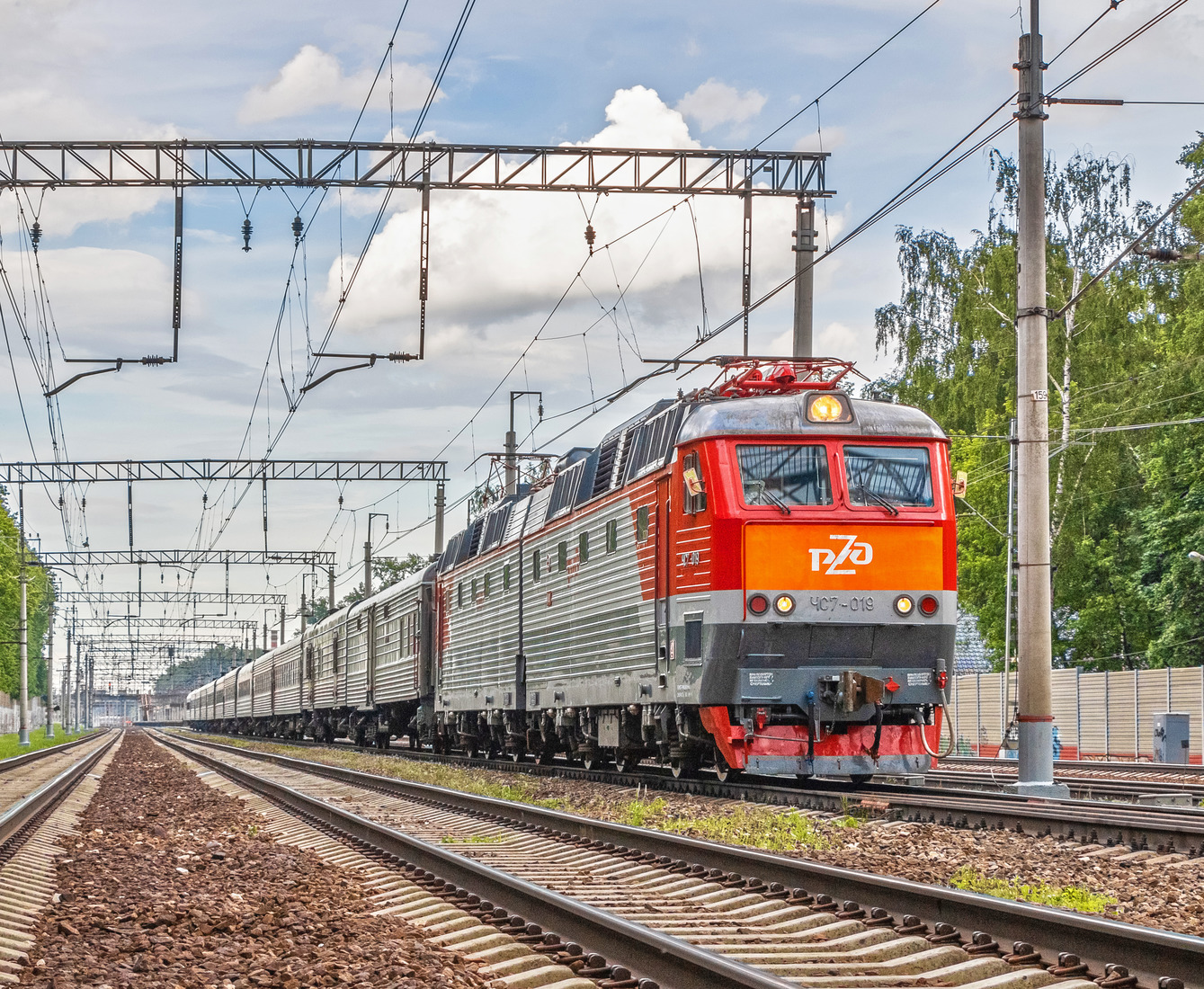 ЧС7-019