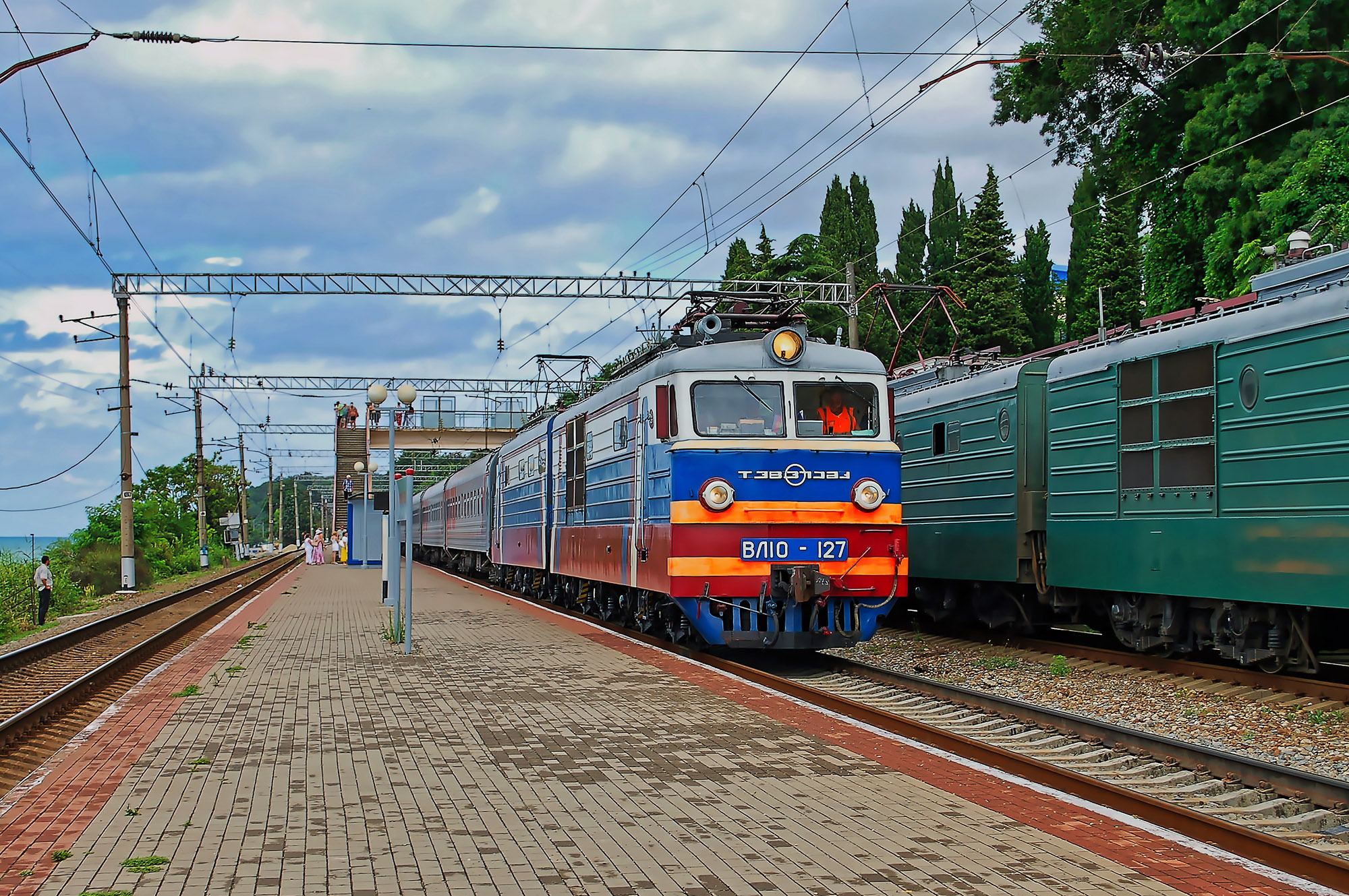 ВЛ10-127