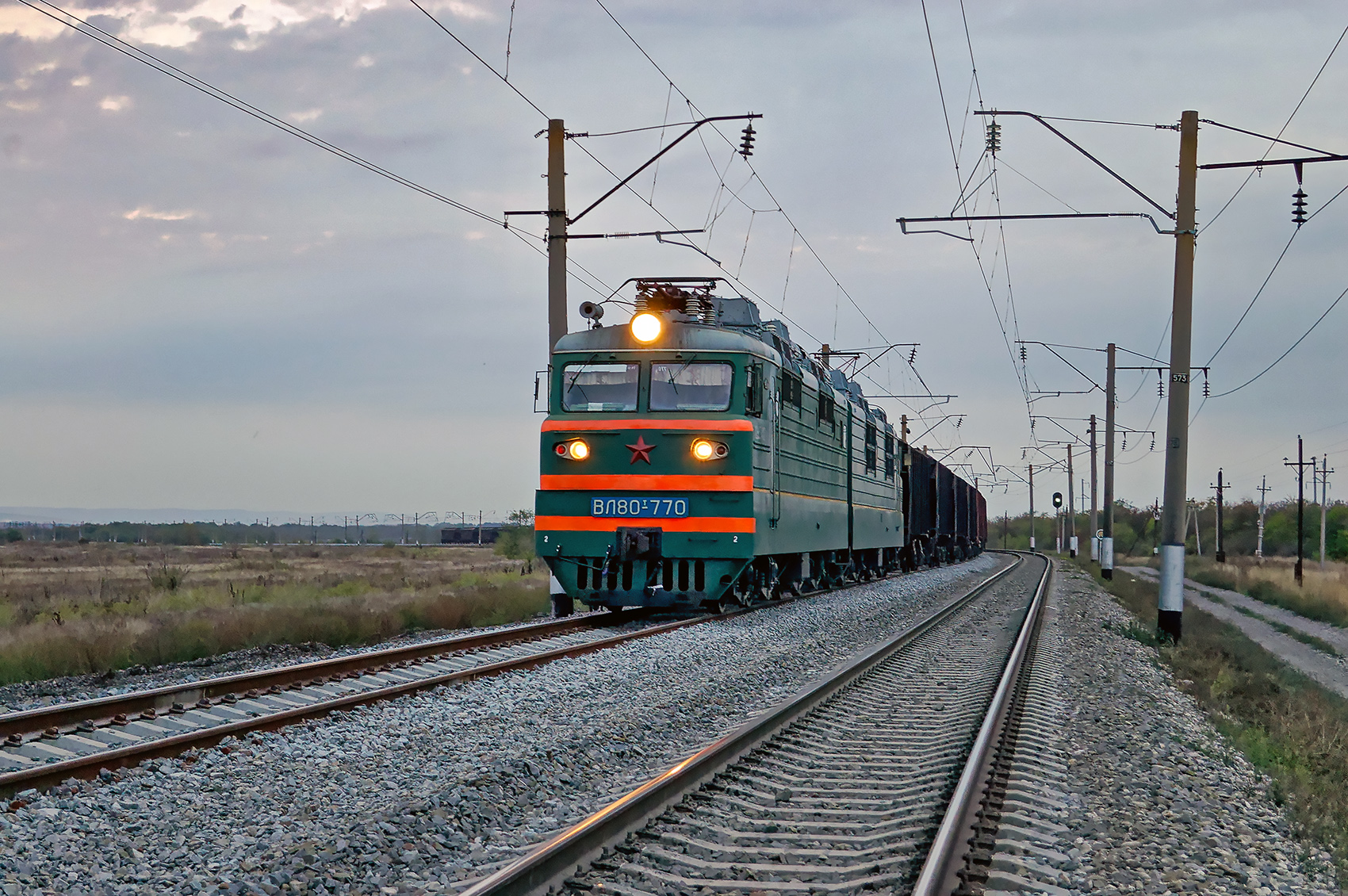 ВЛ80Т-770