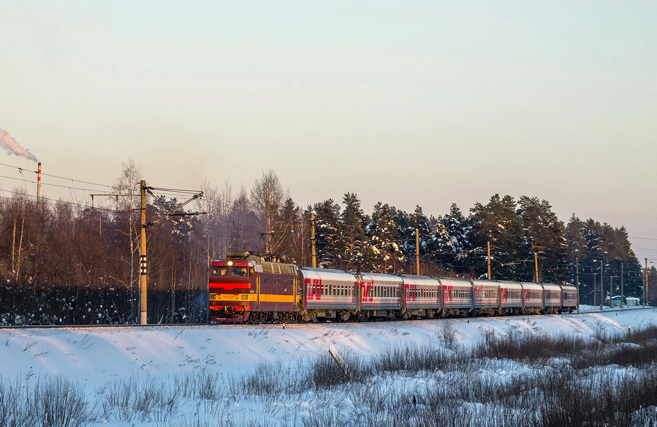 ЧС4Т-323