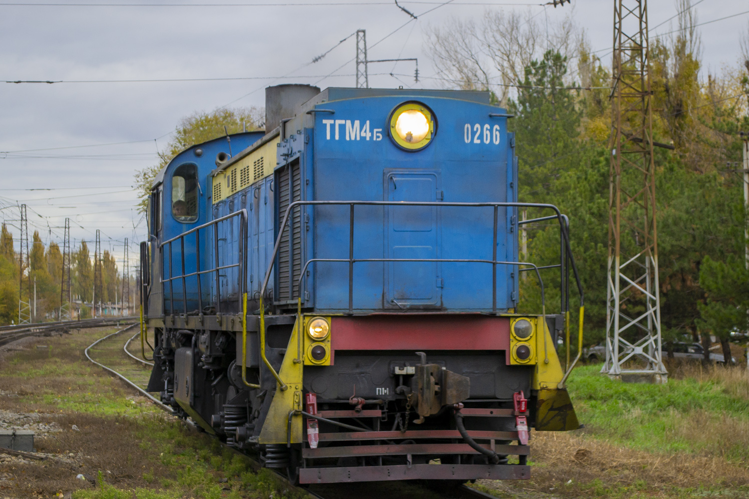 ТГМ4Б-0266