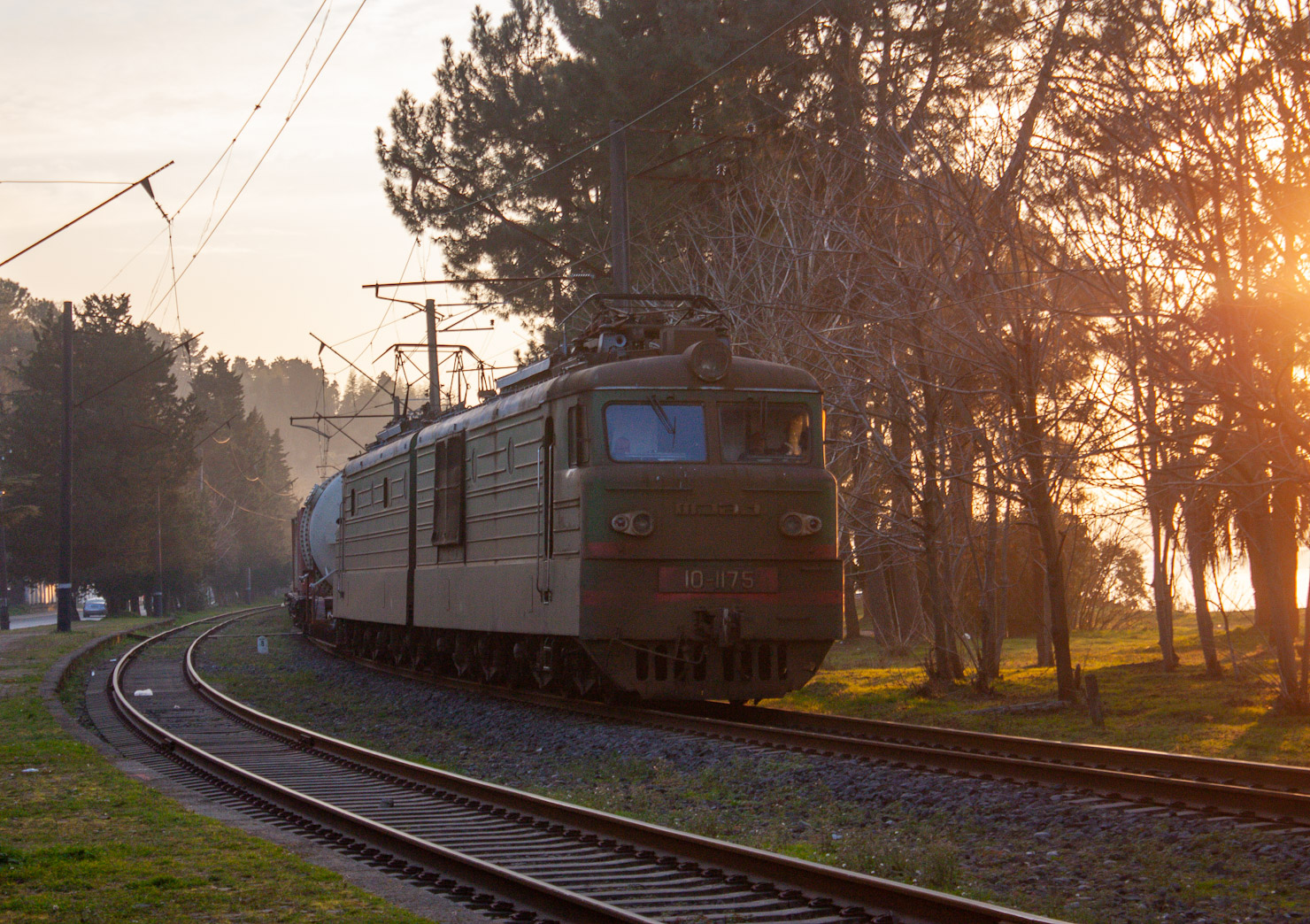 ВЛ10-1175