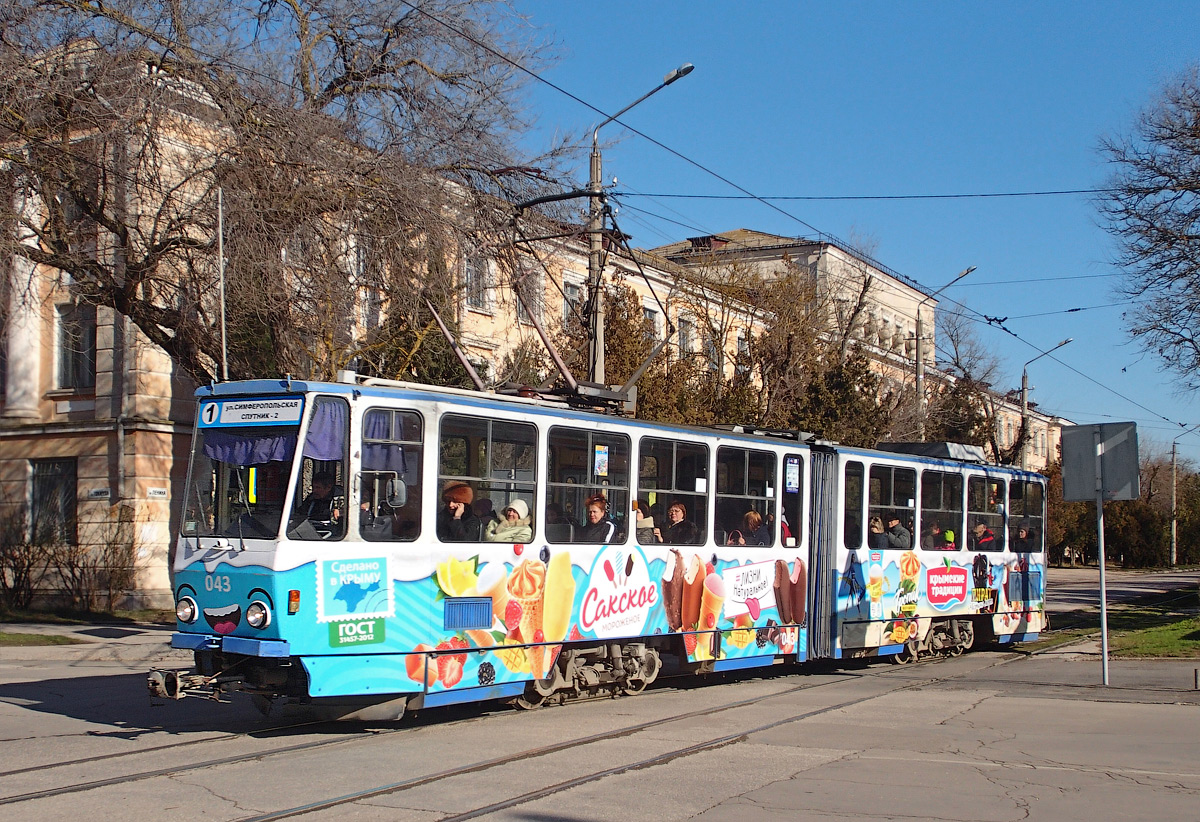 Tatra KT4SU-043