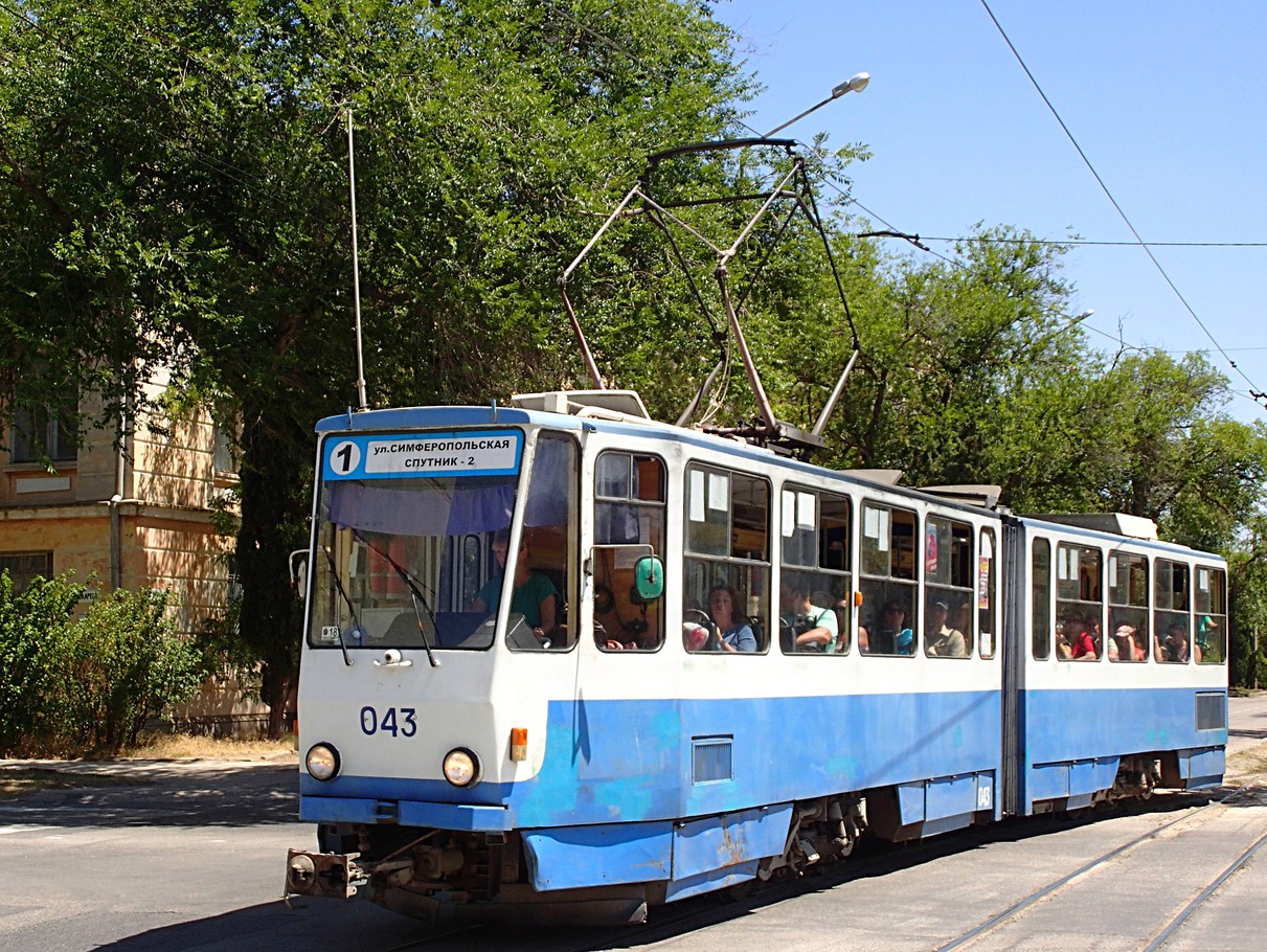 Tatra KT4SU-043