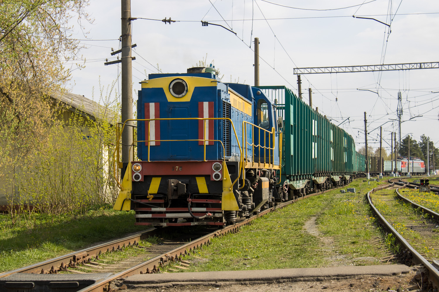 ТГМ4Б-0676