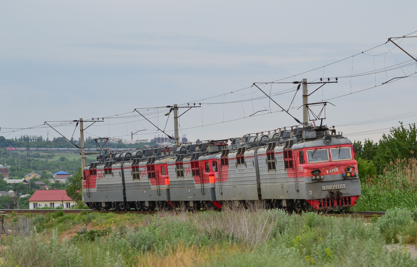 ВЛ80С-1597; ВЛ80С-1589; ВЛ80С-1703