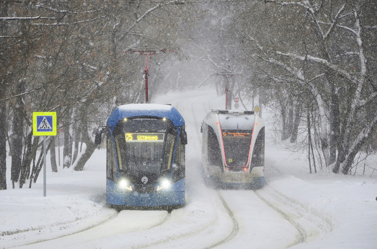 71-931М «Витязь-М» № 31029; 71-931М «Витязь-М» № 31127