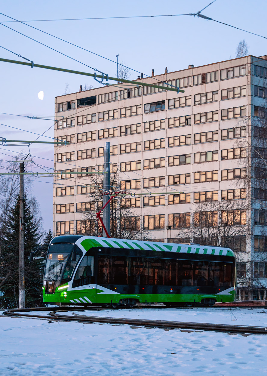 71-911ЕМ «Львёнок»  № 7008