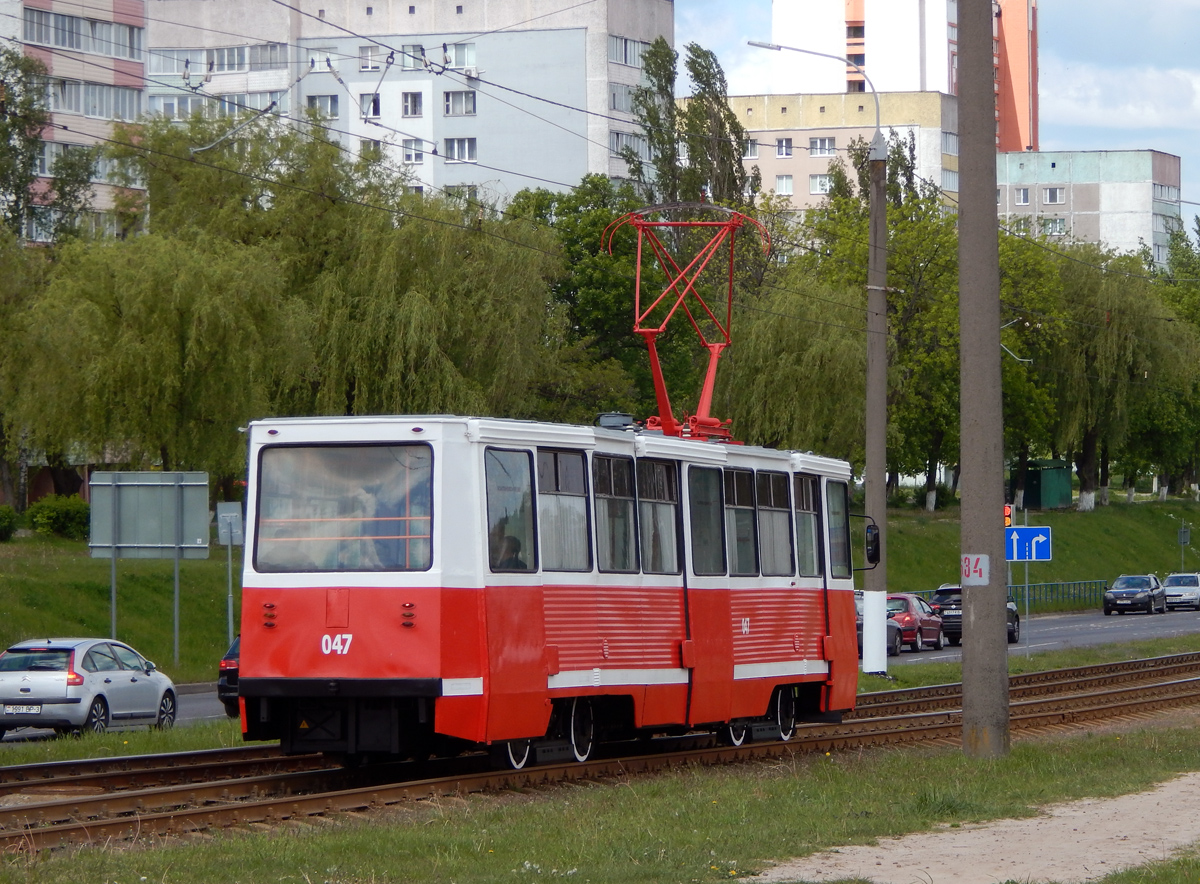 71-605 (КТМ-5М3) № 047