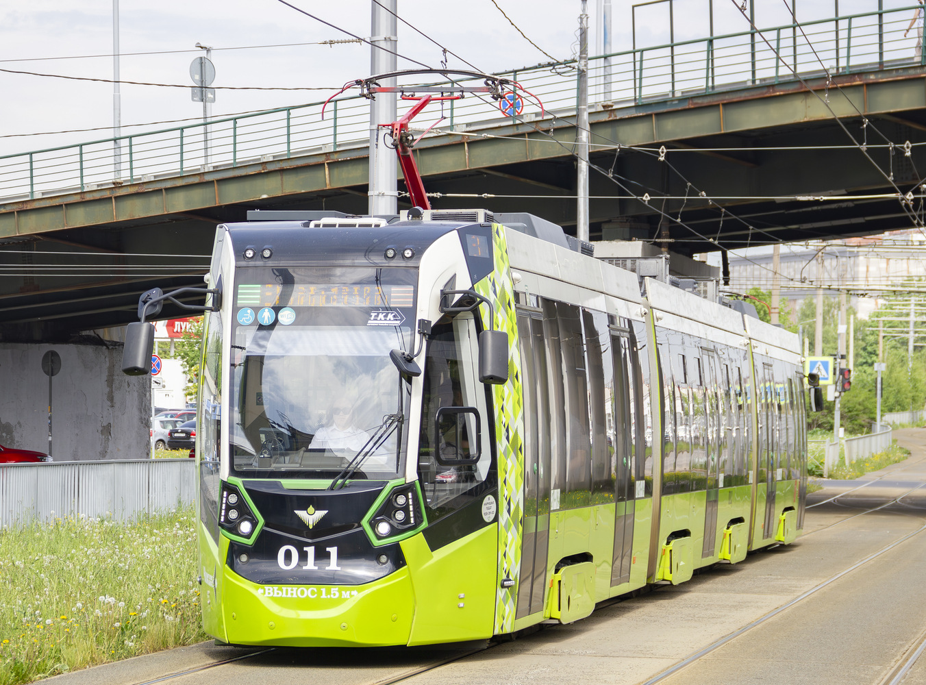 Stadler B85600M  № 011