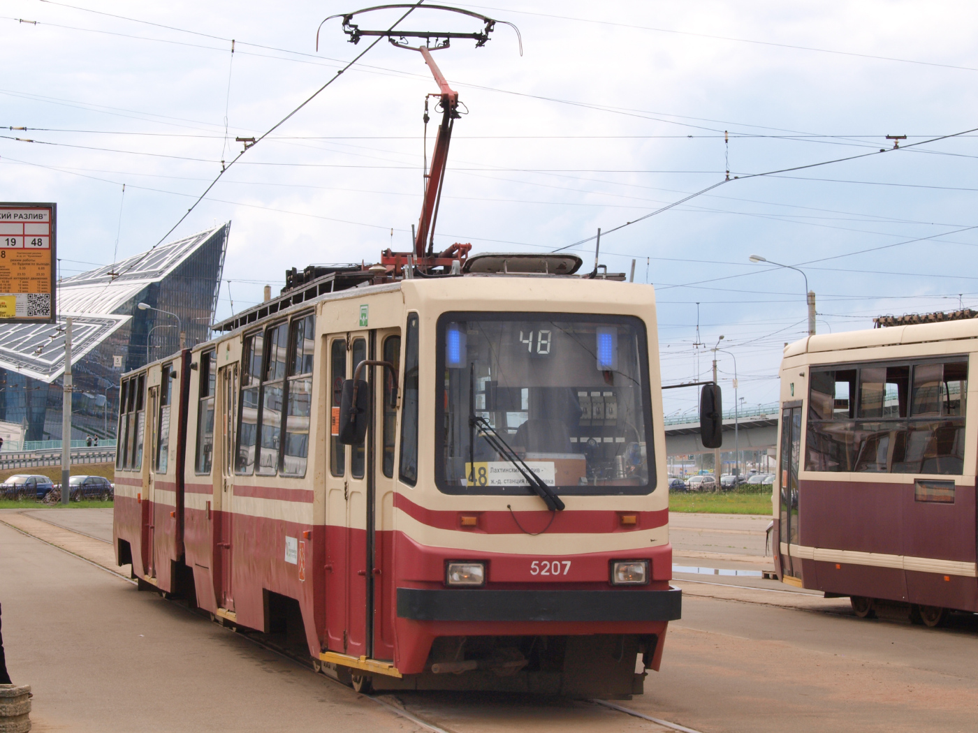 ЛВС-86К №5207; ЛМ-68М2 №5679