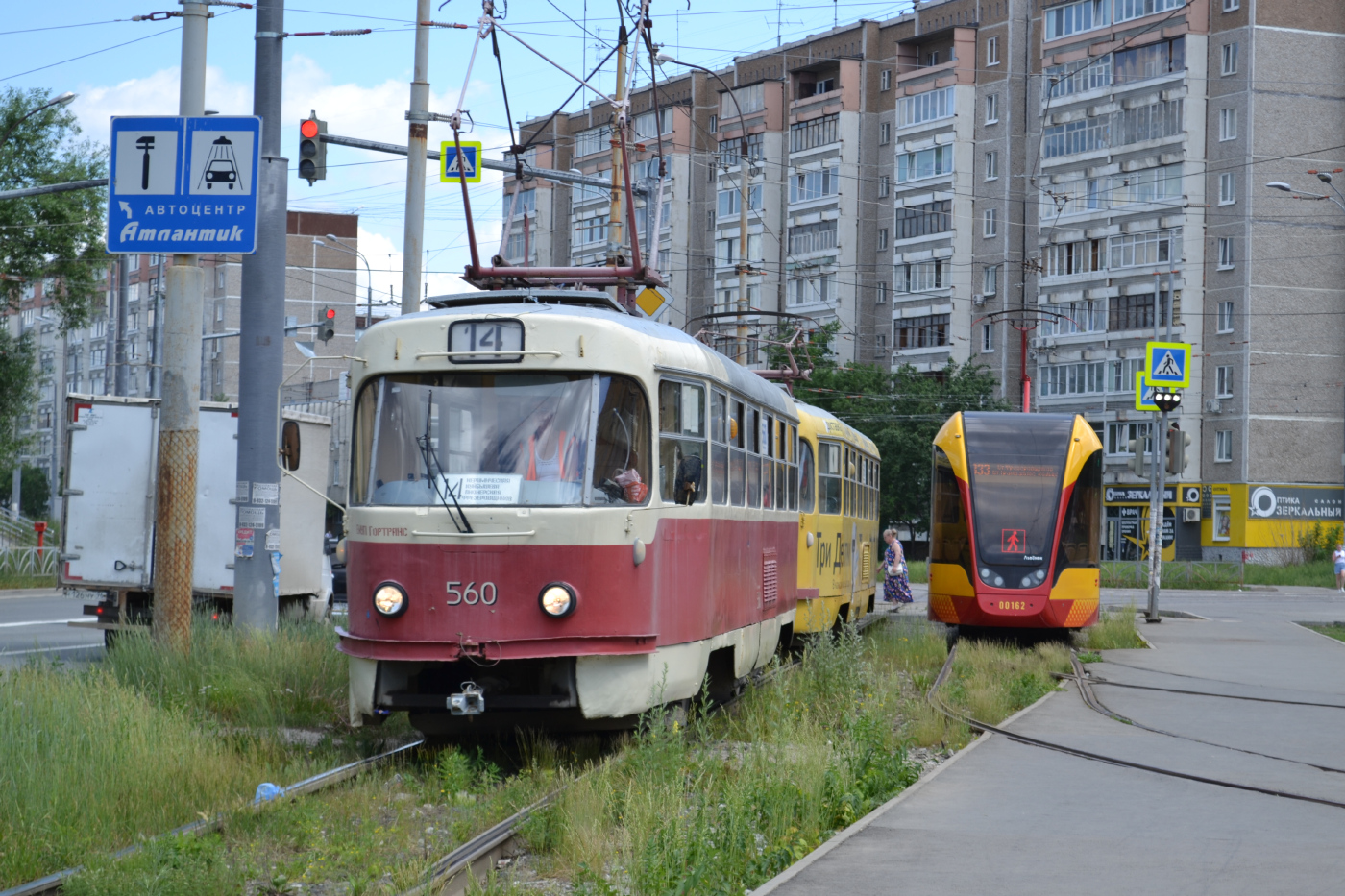 Tatra T3SU №560+561