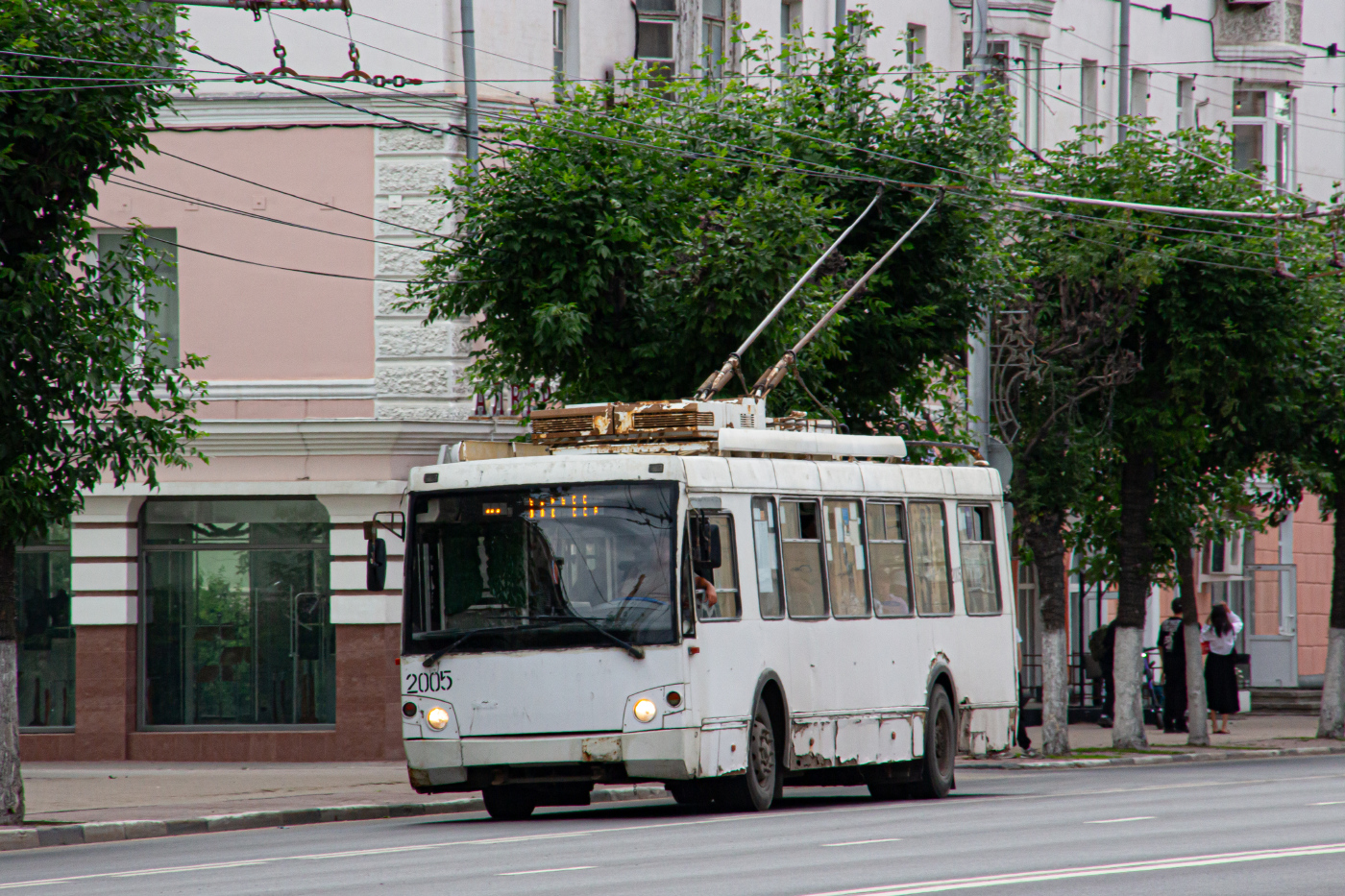 ЗиУ-682Г-016.04 (Слобода)  № 2005