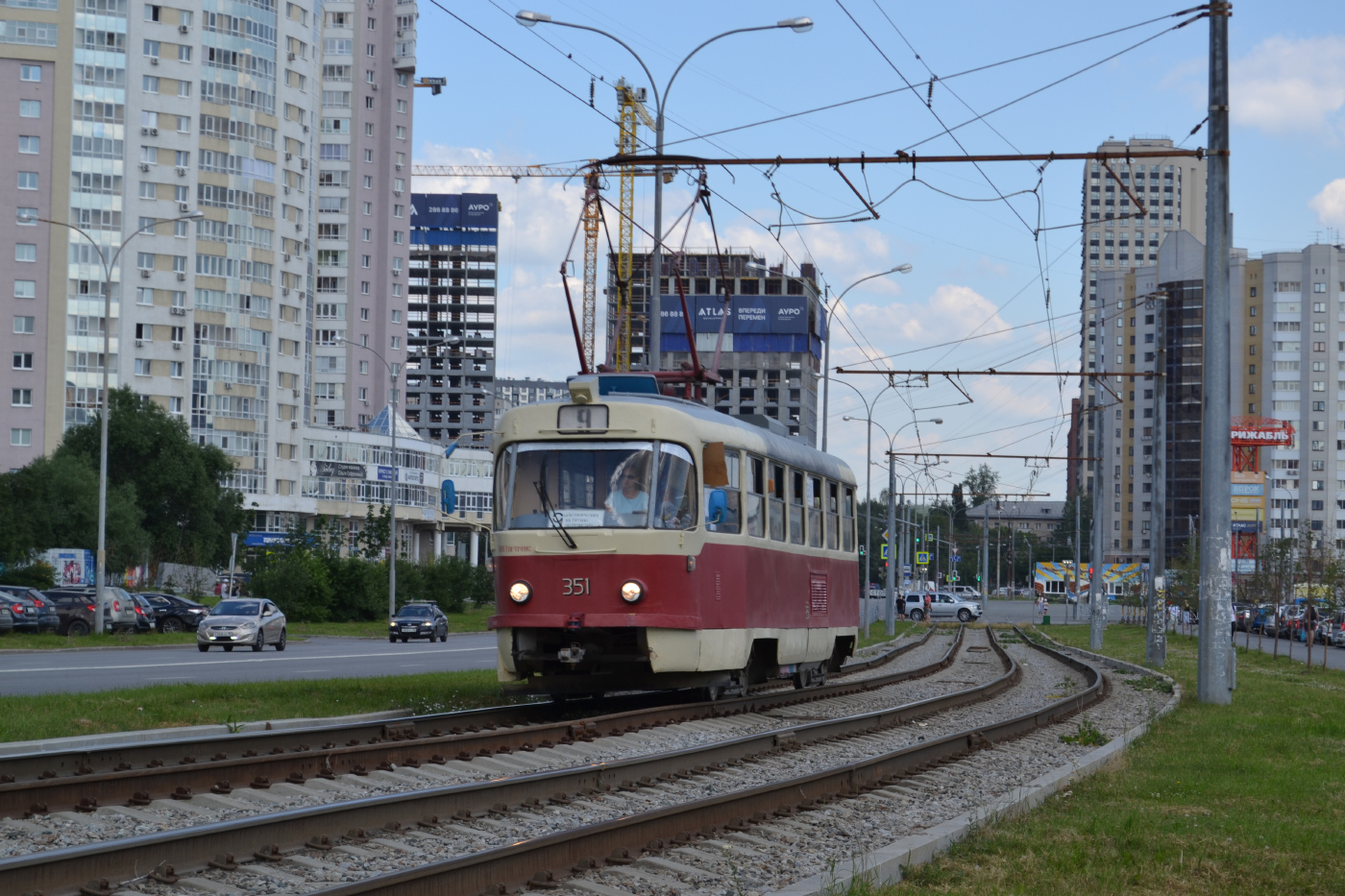 Tatra T3SU №351