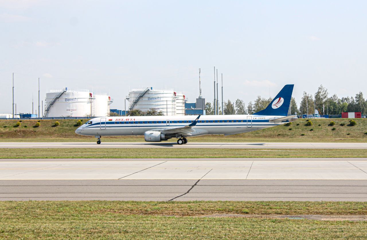 Embraer E195LR EW-399PO