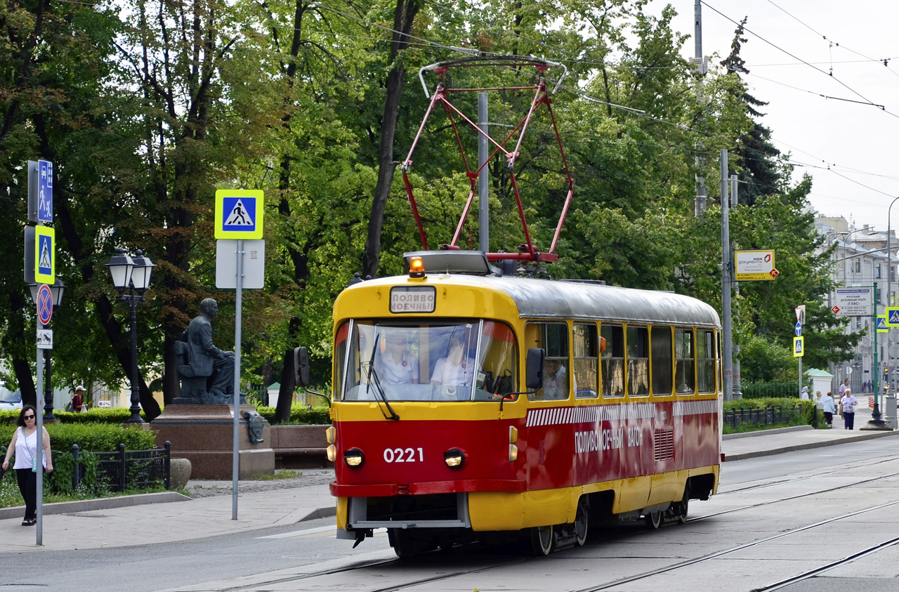 Tatra T3SU №0221