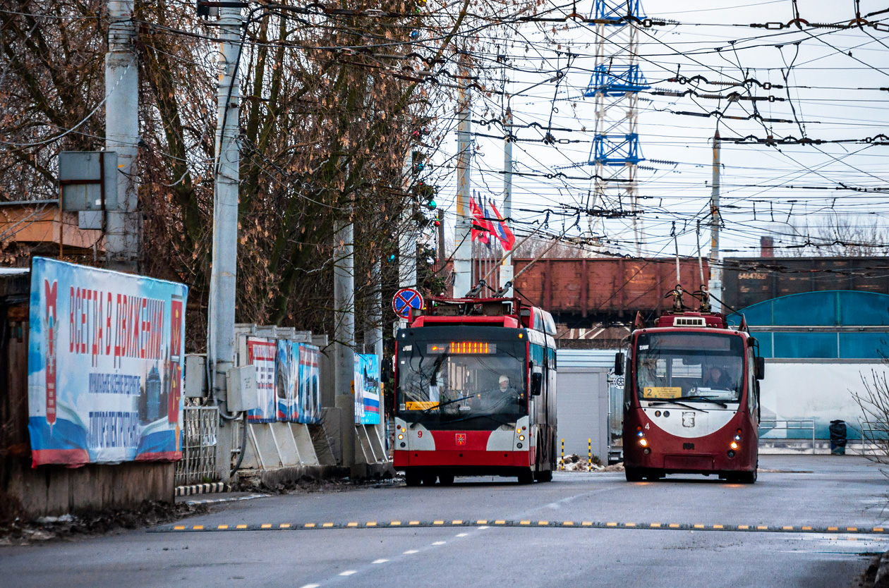 Тролза-5265.00 «Мегаполис»  № 9; БКМ 420030 «Витовт»  № 4