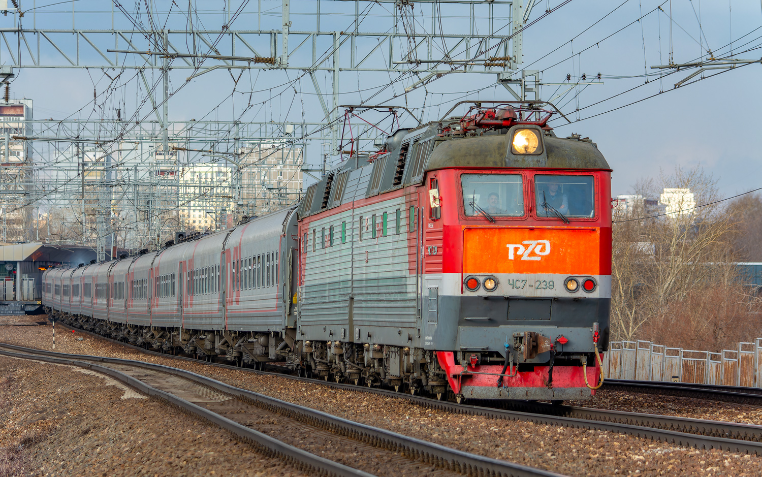 ЧС7-239