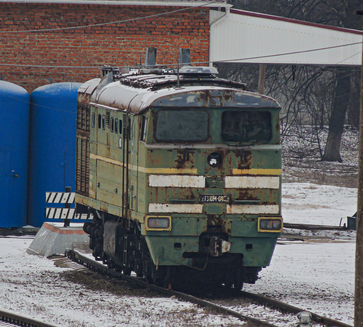 2тэ10м 0452