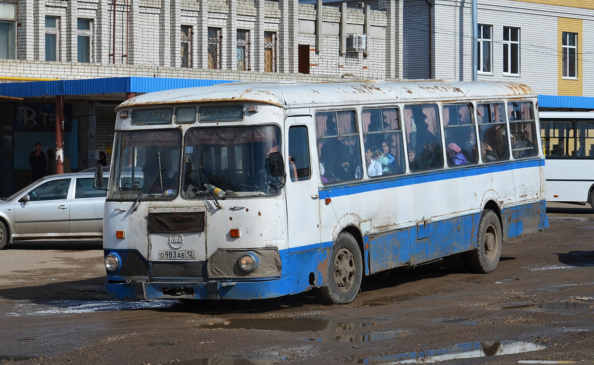 ЛиАЗ-677М № О 983 АВ 12