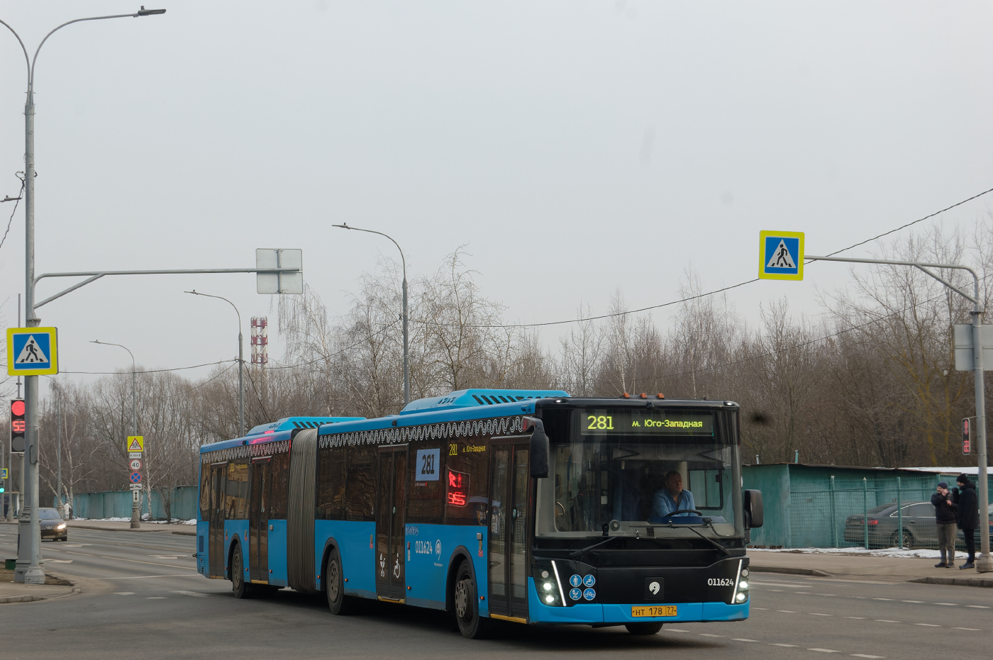 ЛиАЗ-6213.65 № 011624 Маршрут 281
