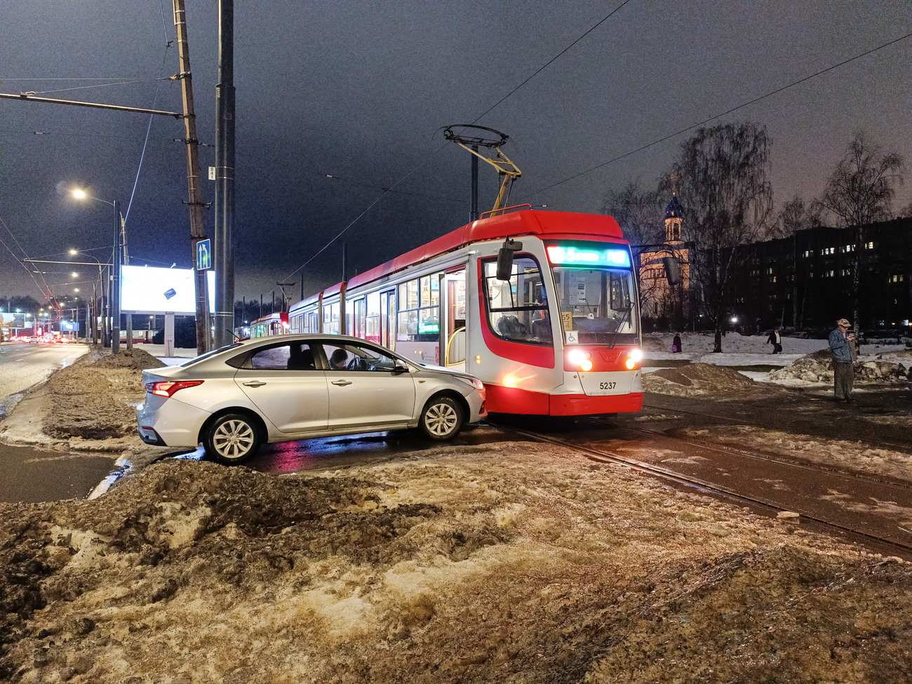 71-631 №5237; Санкт-Петербург - Происшествия