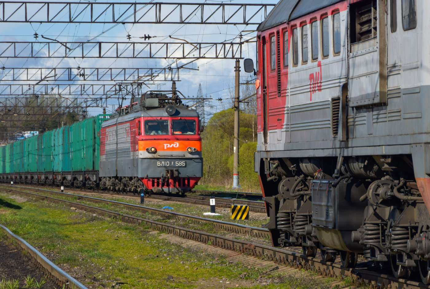 ВЛ10У-585; 2М62-0829; Фотозарисовки
