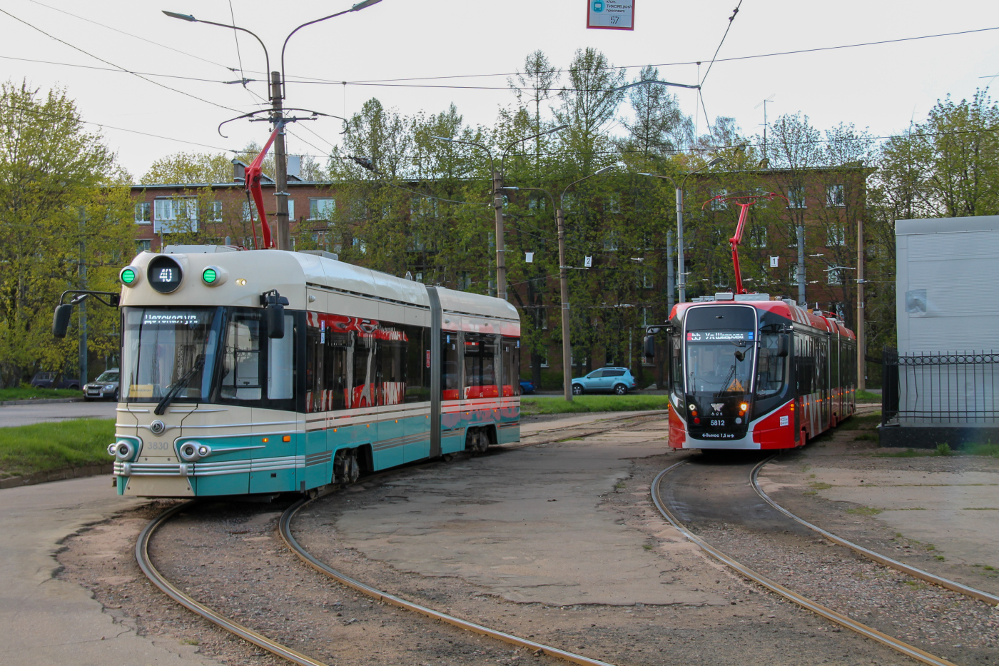 71-421Р «Довлатов» № 3830; 71-638-02 «Поларис» № 5812