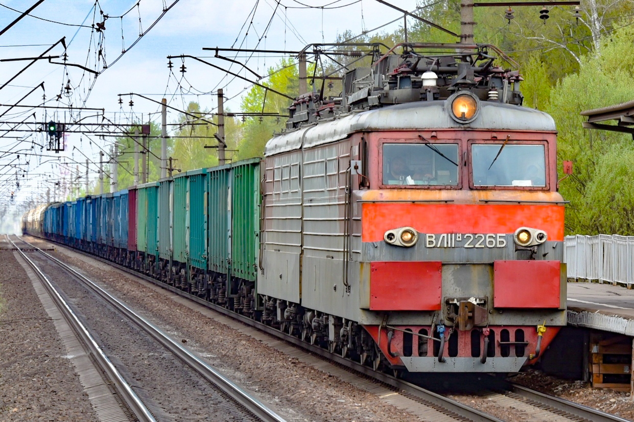 ВЛ11-226