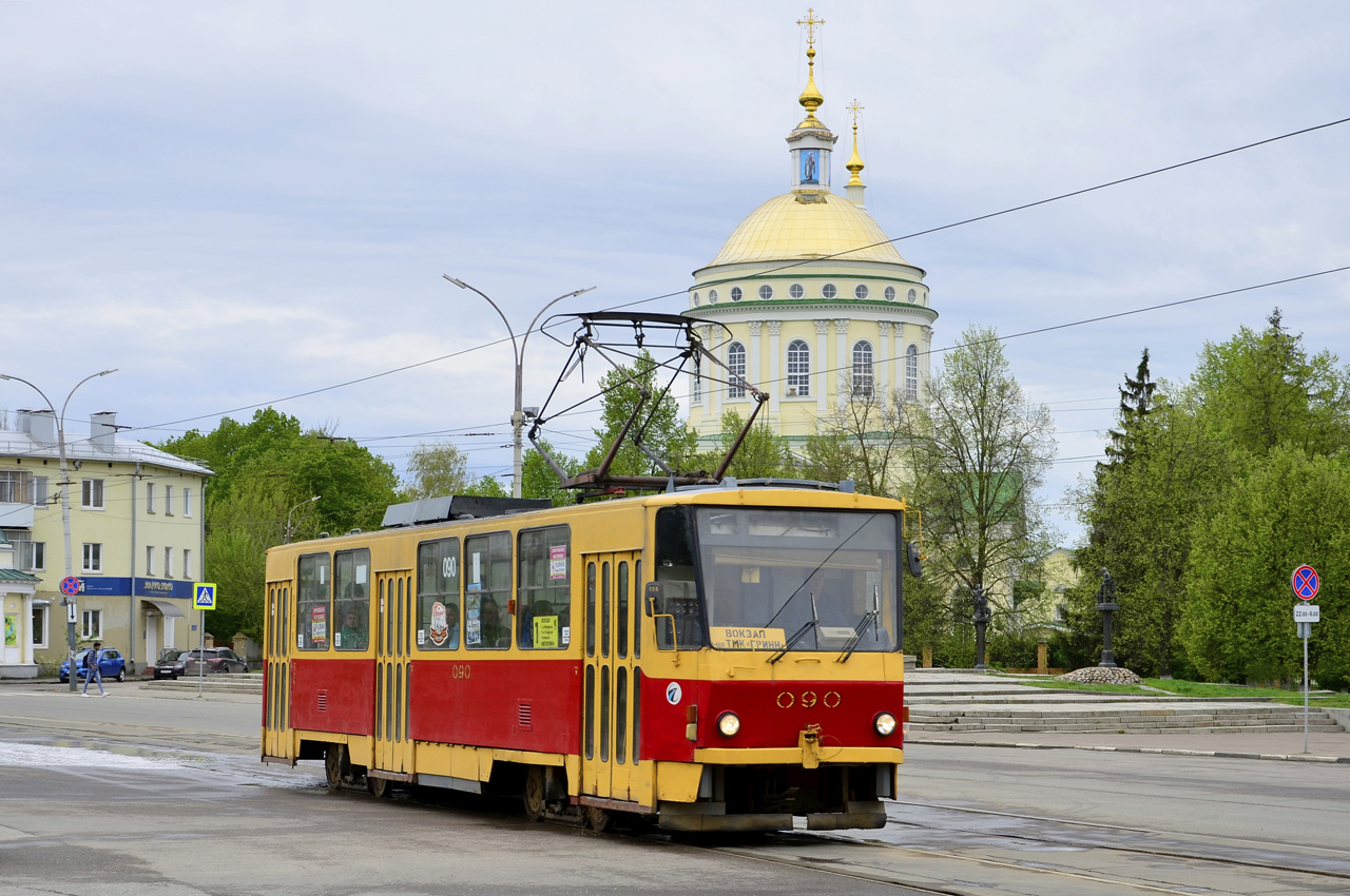 Tatra T6B5SU №090