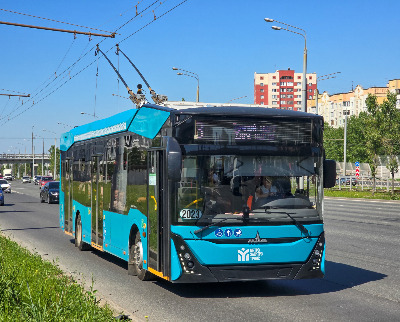 Троллейбус МАЗ-303Т22 № 2023