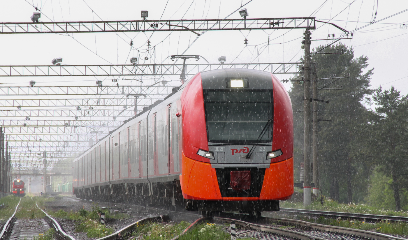 ЭС2Г-123