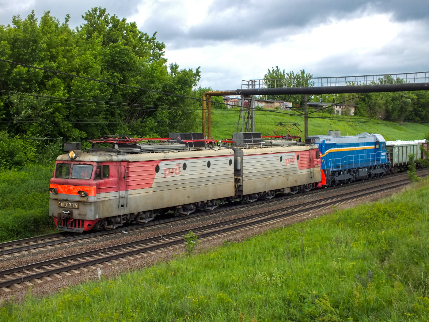 ВЛ10У-704; ТЭМ7А-0580