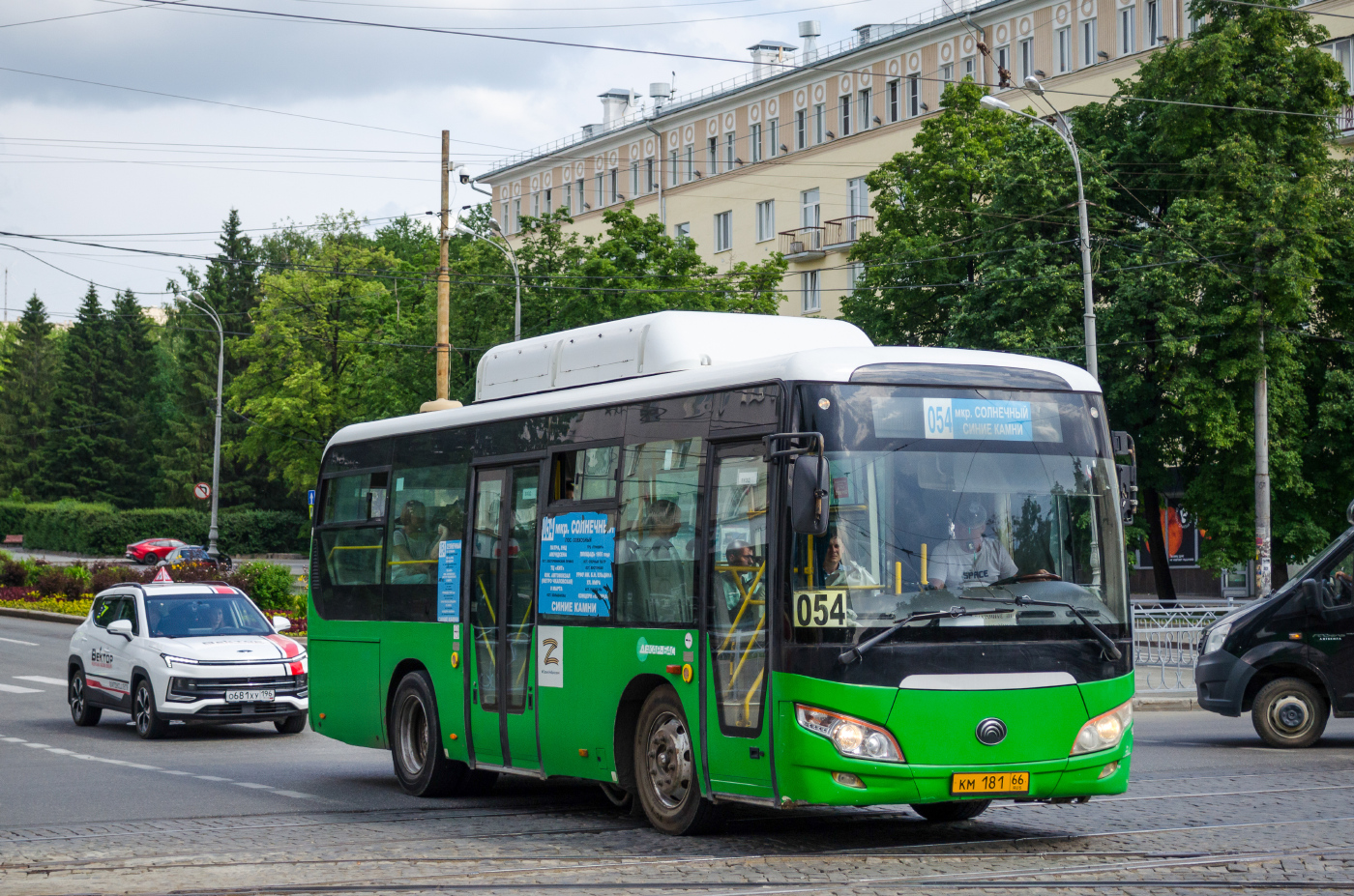 Yutong ZK6852HG № КМ 181 66