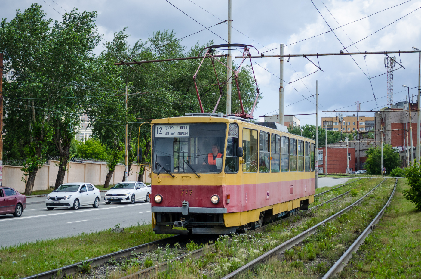 Tatra T6B5 № 777