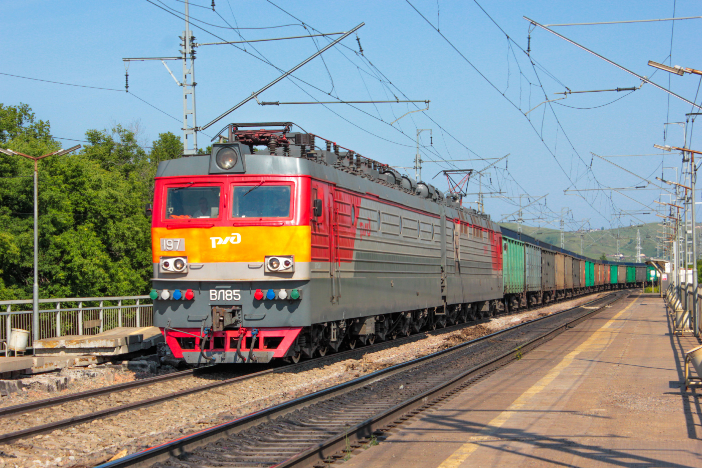 ВЛ85-197
