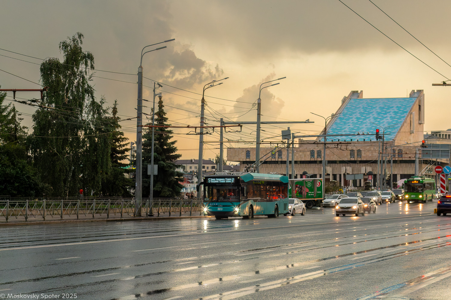 МАЗ-303Т22 № 1001