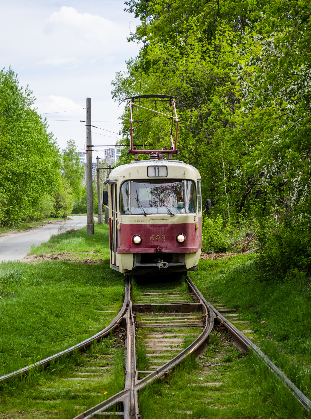 Tatra T3SU № 698