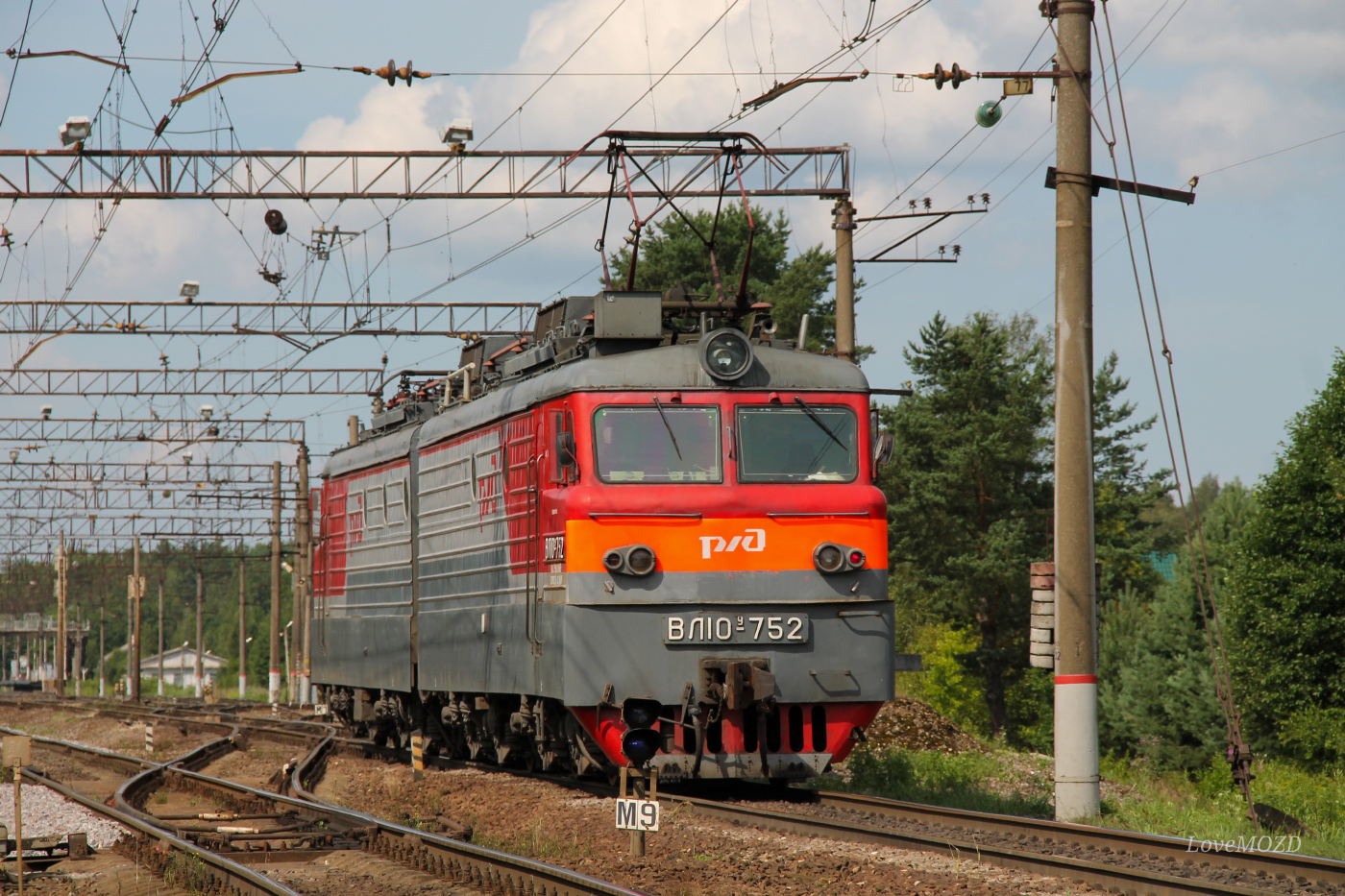ВЛ10У-752