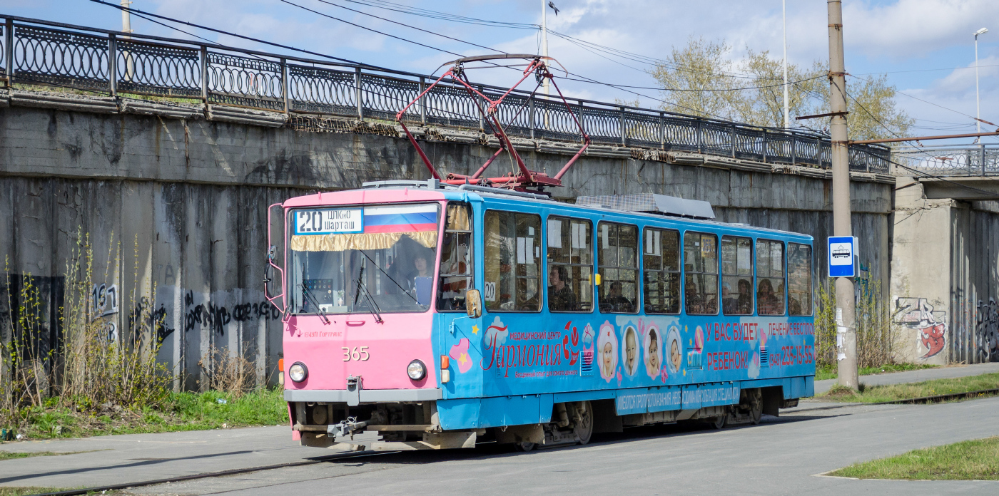 Tatra T6B5SU № 365