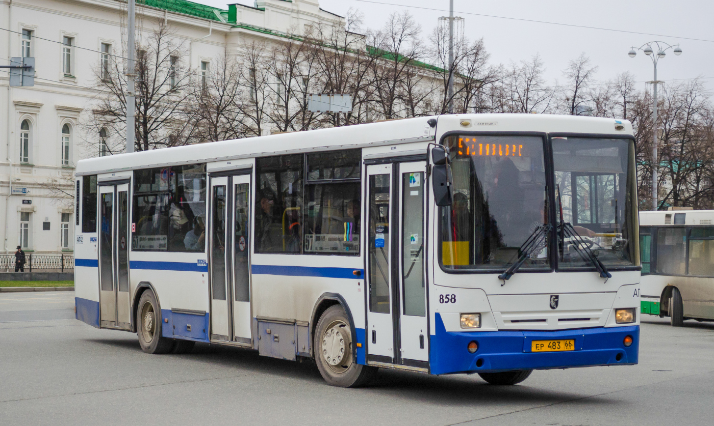 НЕФАЗ-5299-20-32  № 858