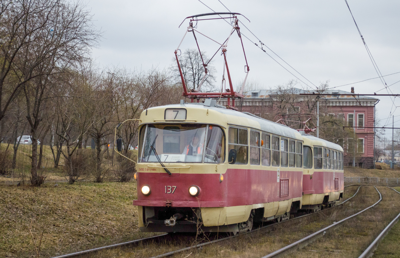 Tatra T3SU № 137