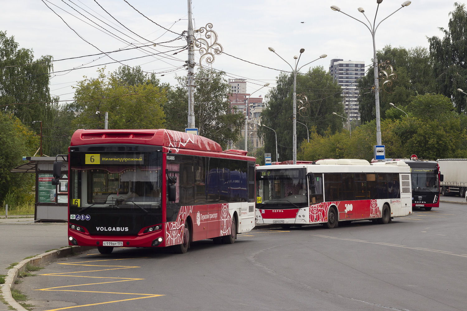 Volgabus-5270.G4 (CNG) № С 119 ВР 159; МАЗ 203.016 № Н 201 УН 797; КАМАЗ-6282 № О 504 ХК 159