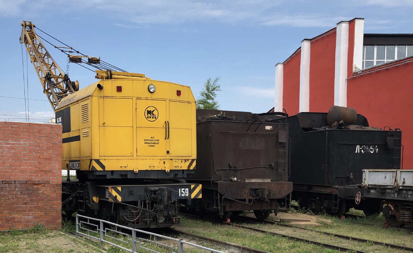 КЖ462-159; Эр-761-34; Л-3654