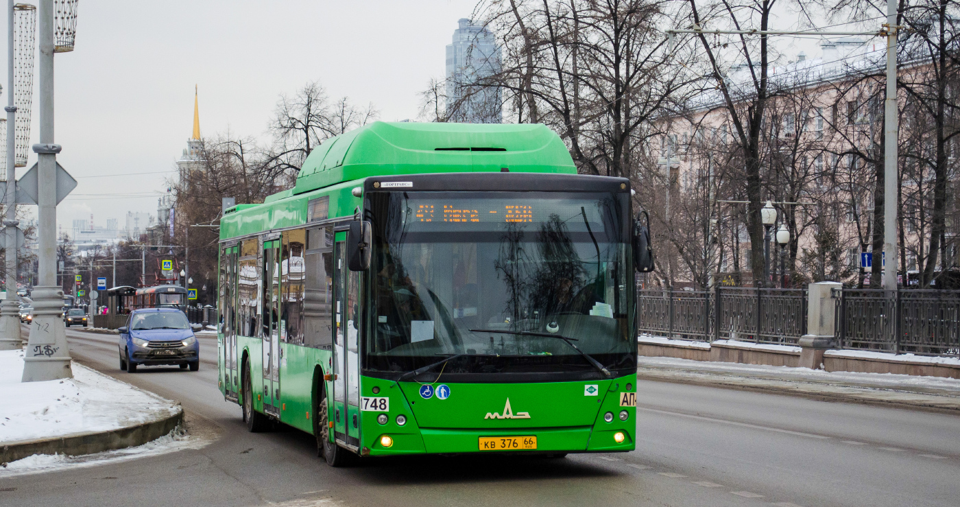 МАЗ-203.L65 № 1748