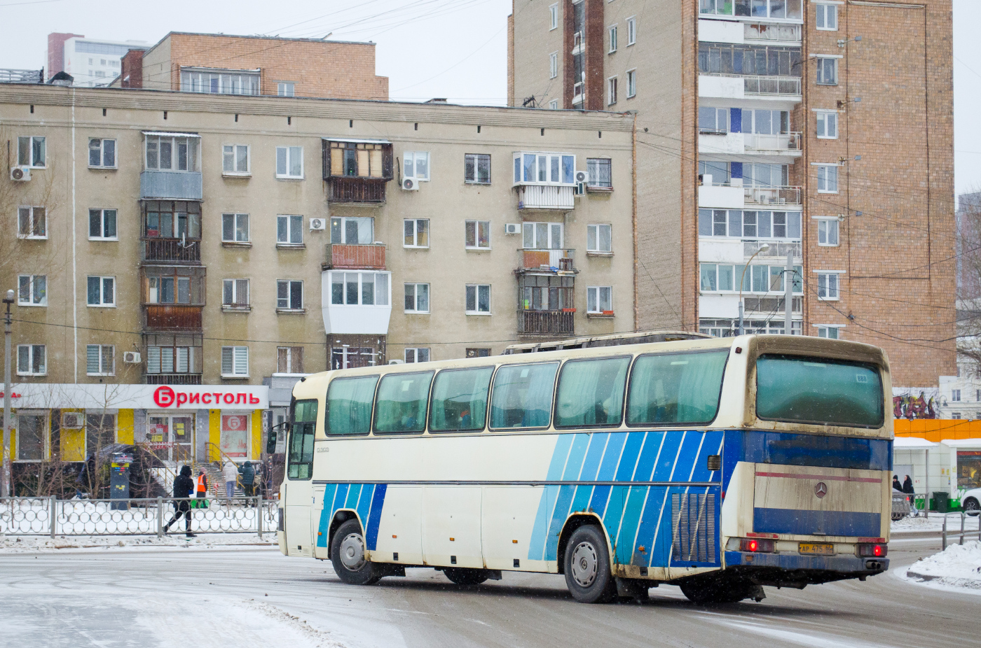 Mercedes-Benz O303-15RHD Витязь № АР 475 66