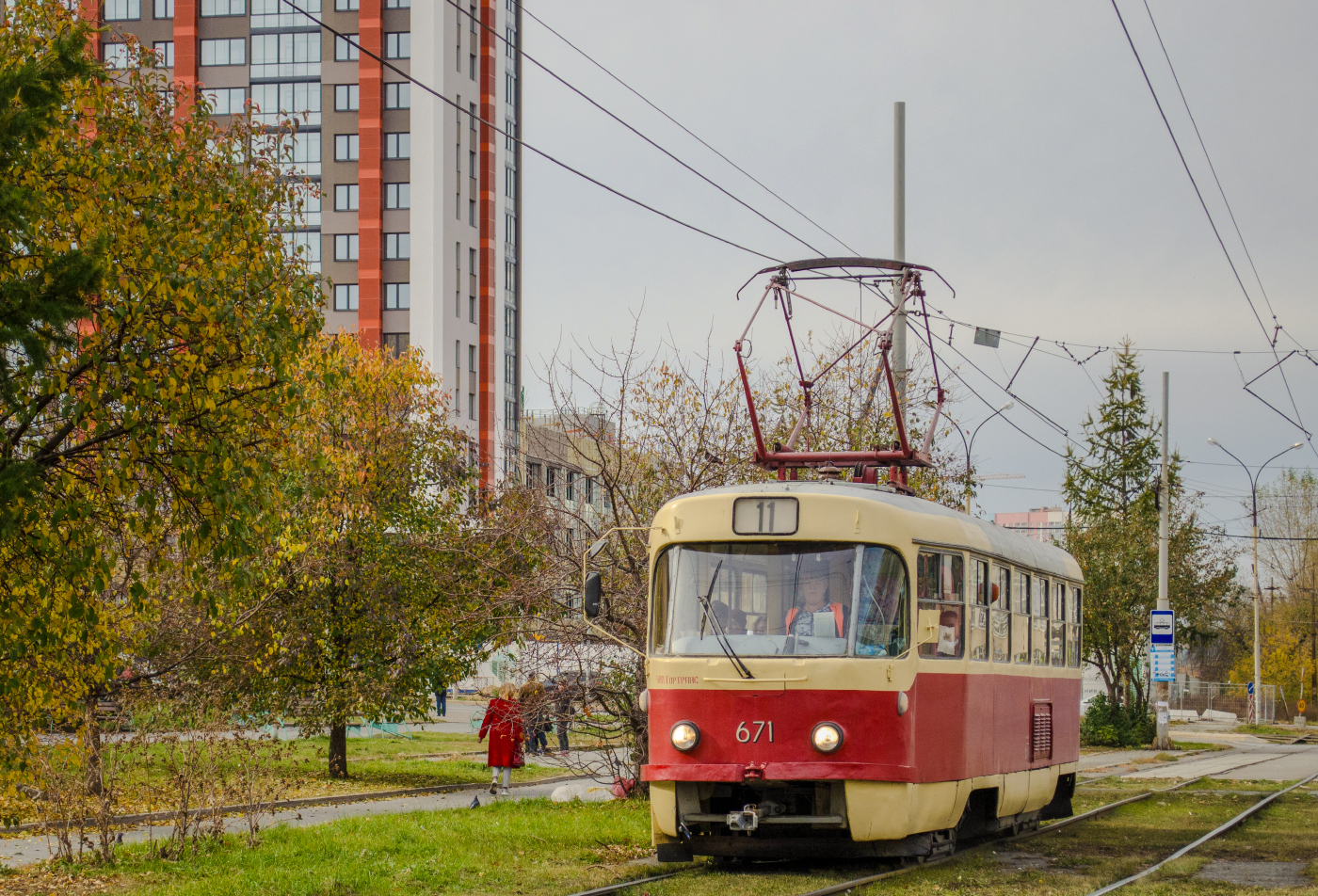 Tatra T3SU № 671