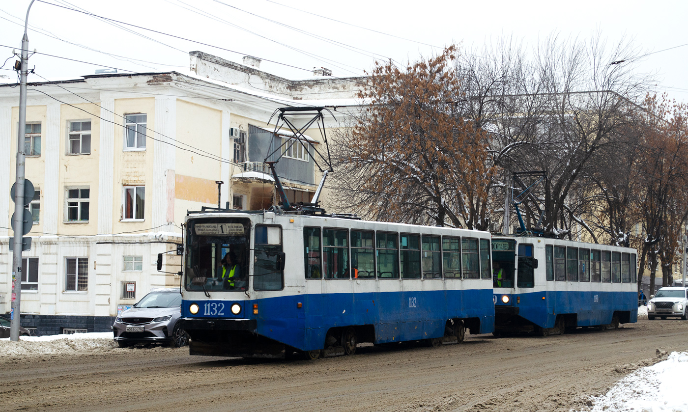 71-608К № 1132; 71-608К № 1130